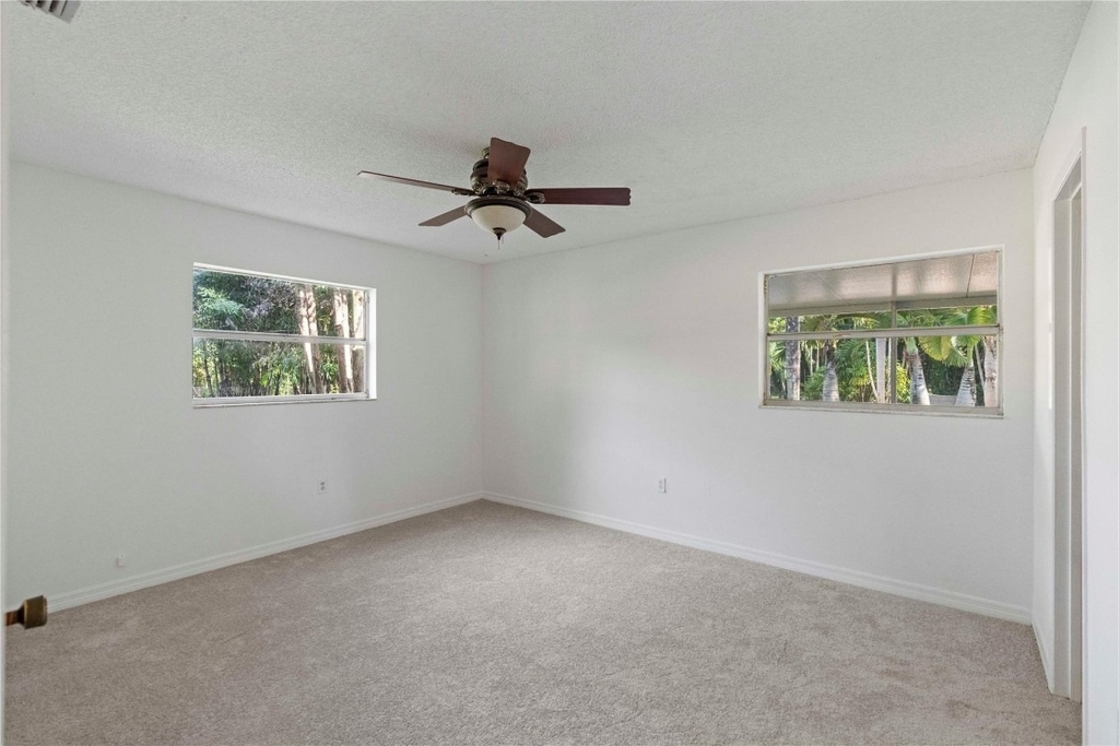 16900 Sw 62nd Street - Photo 27