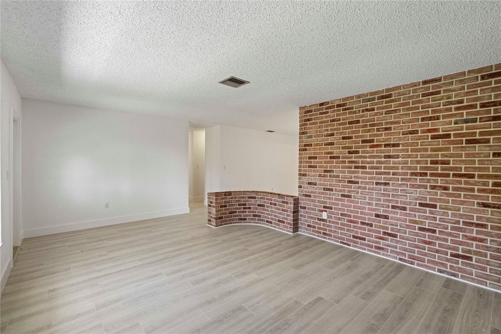16900 Sw 62nd Street - Photo 14