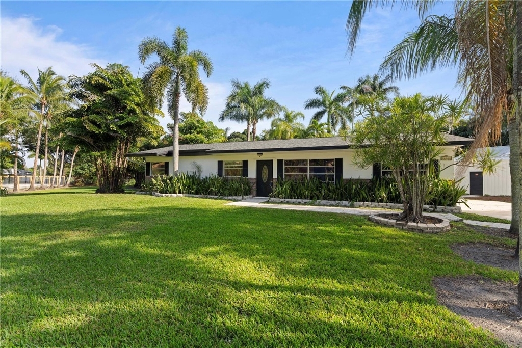 16900 Sw 62nd Street - Photo 0