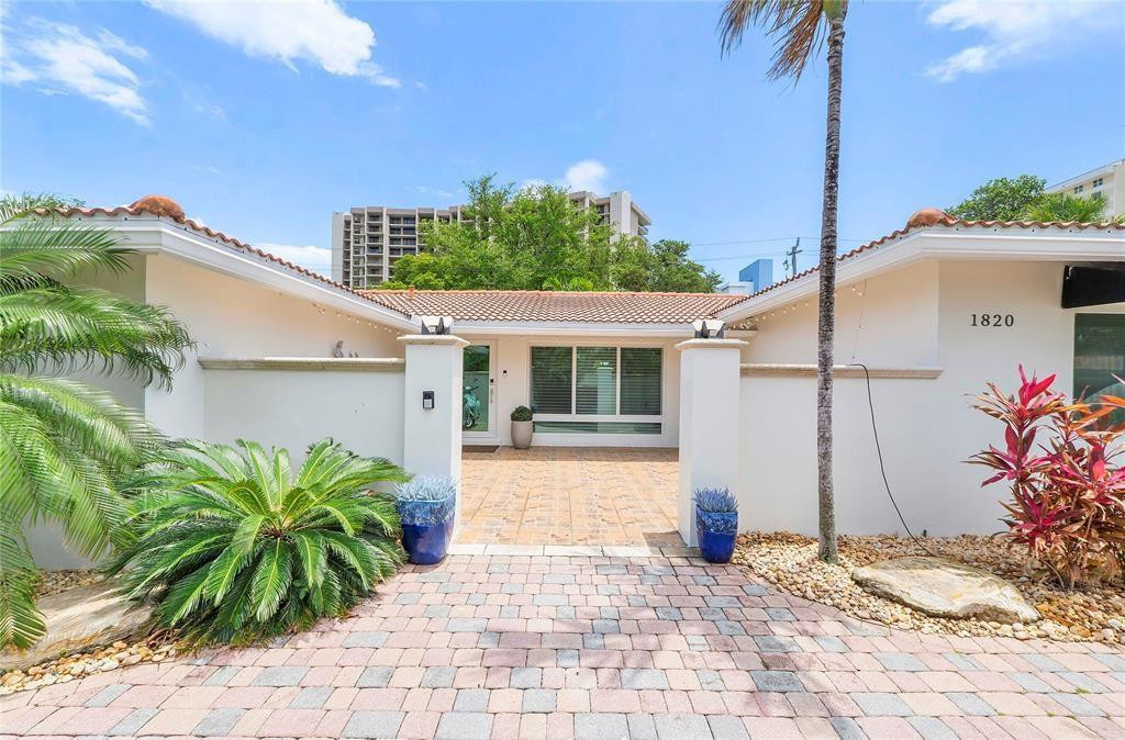 1820 Bel Air Avenue - Photo 2
