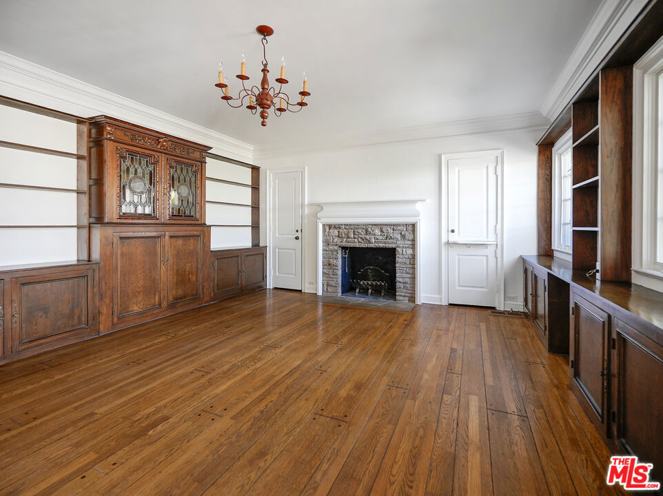 13161 Addison Street - Photo 12