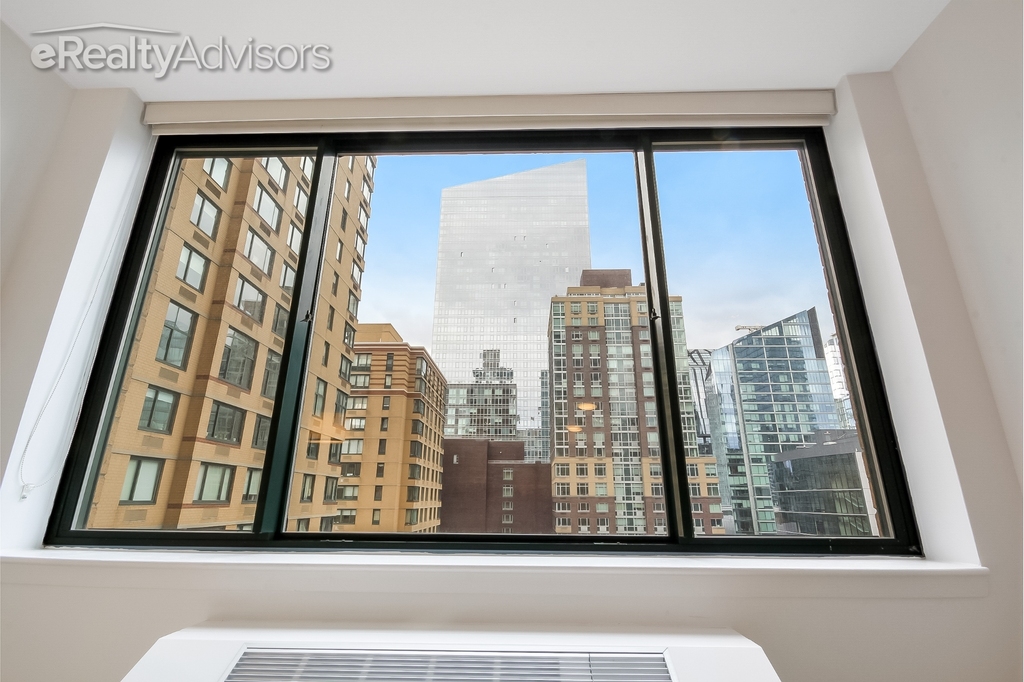 75 West End Avenue - Photo 2