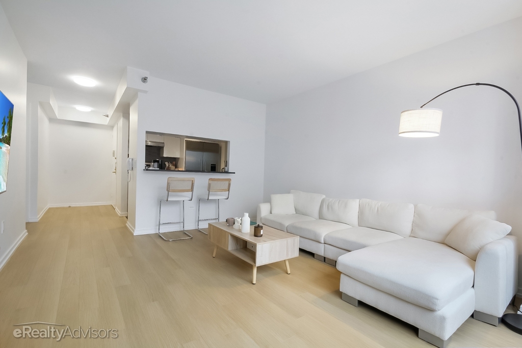 75 West End Avenue - Photo 3