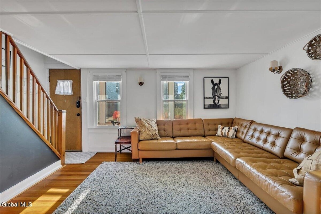138 Elm Street - Photo 7