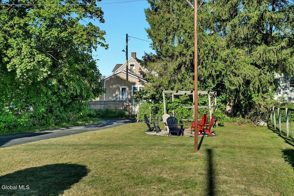 138 Elm Street - Photo 26