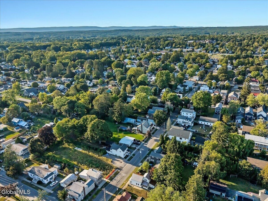 138 Elm Street - Photo 33