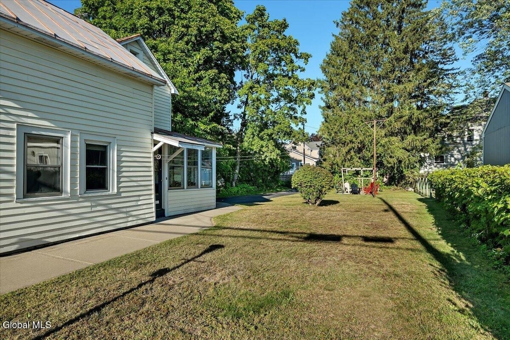138 Elm Street - Photo 24