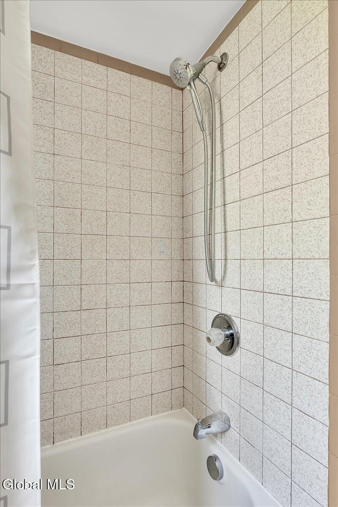 138 Elm Street - Photo 16