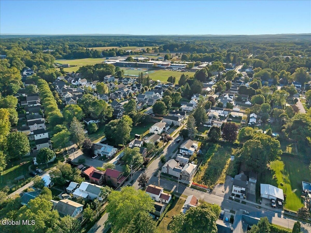138 Elm Street - Photo 32
