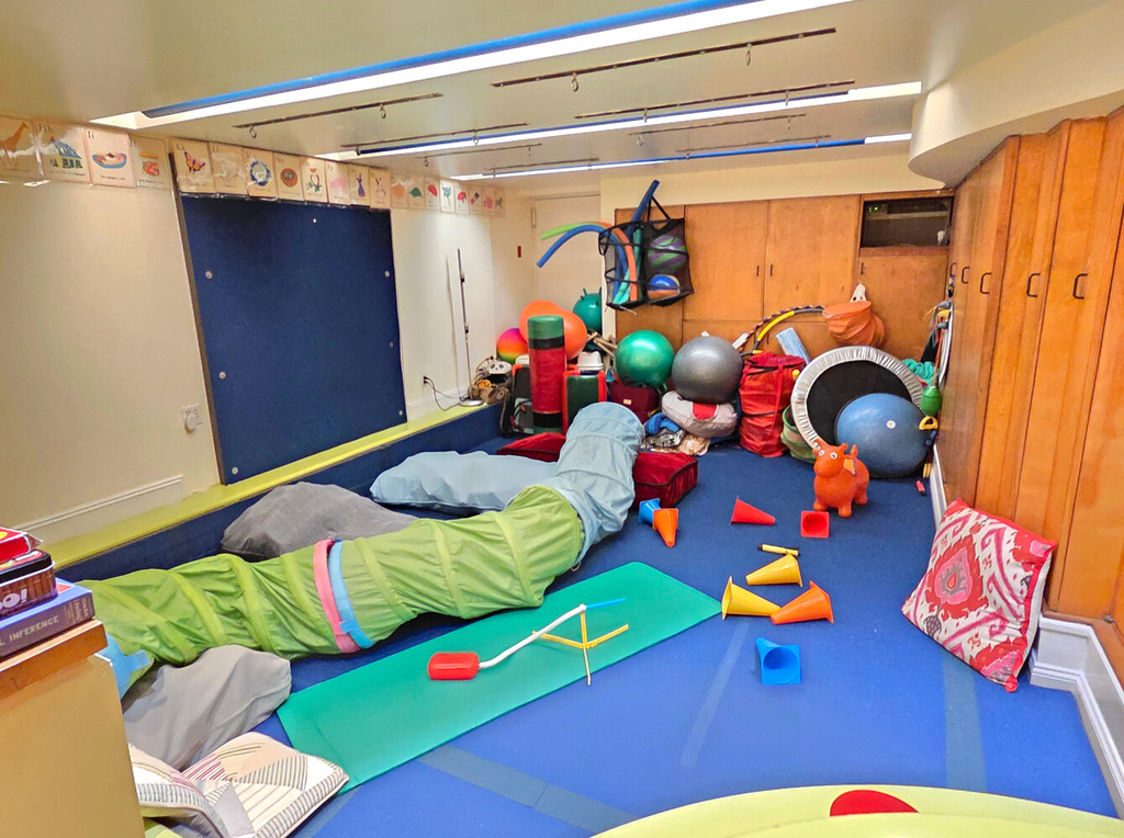 213 W 70th Street - Photo 10