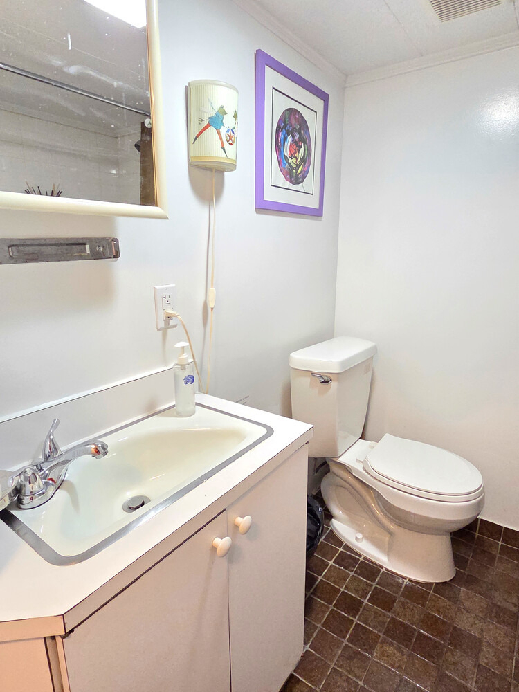 213 W 70th Street - Photo 13