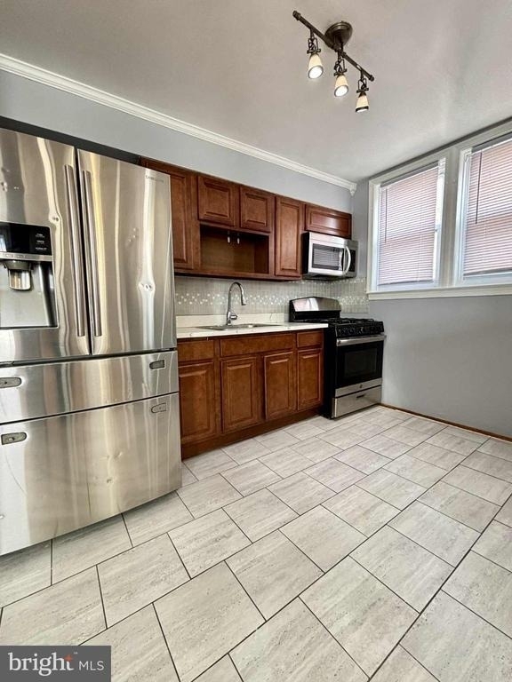 1303 E Johnson Street - Photo 1