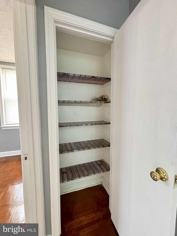 1303 E Johnson Street - Photo 5