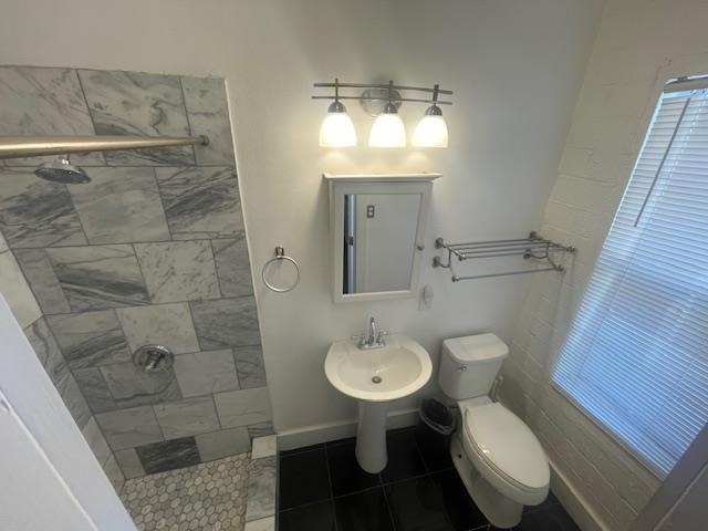 1105 E 6th St - Photo 2