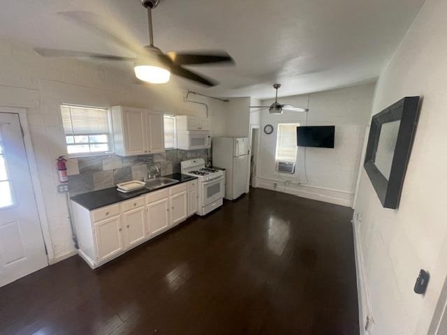 1105 E 6th St - Photo 7