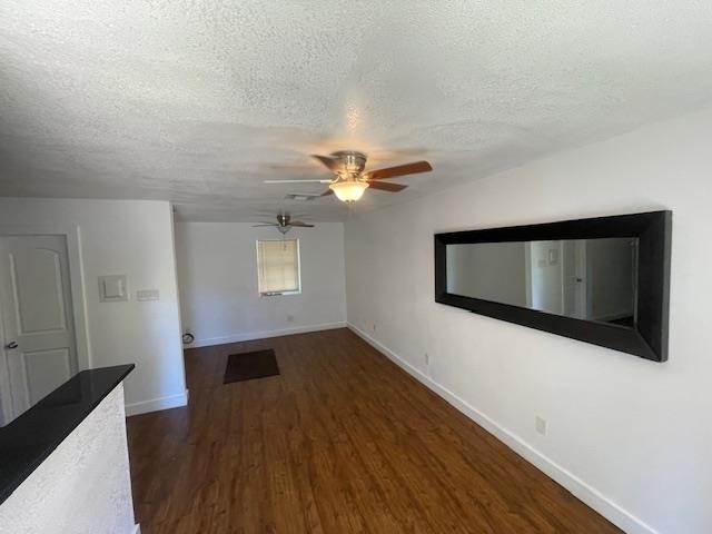 1113 E 3rd St - Photo 1