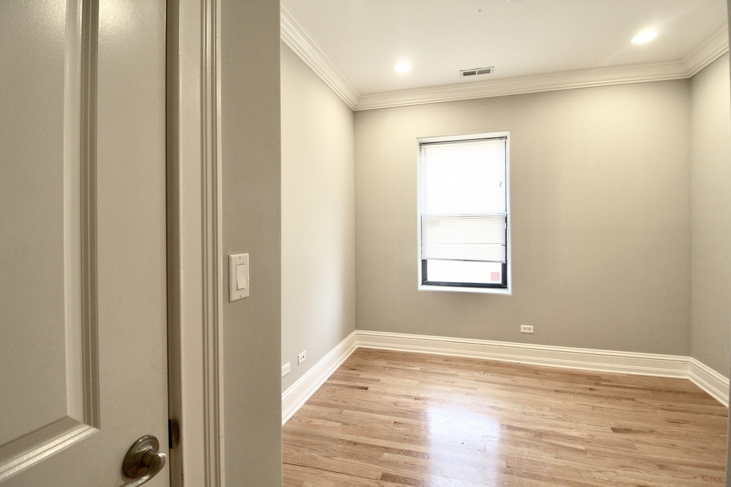 5528 S Indiana Avenue - Photo 9