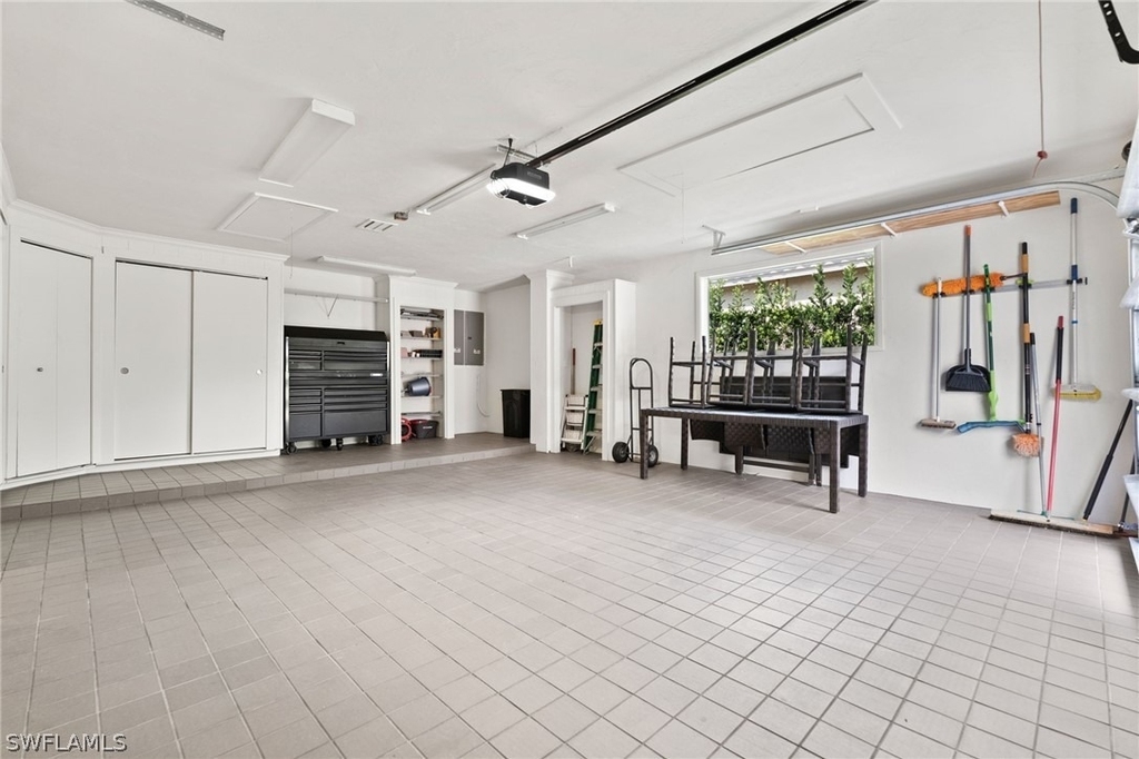 3737 Crayton Road - Photo 26