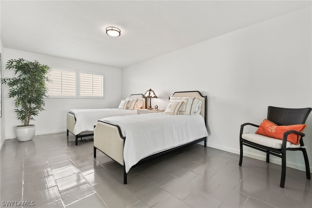 3737 Crayton Road - Photo 23
