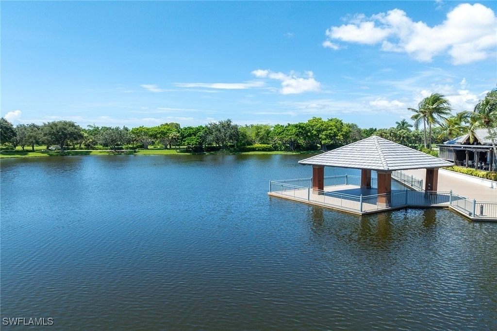 8446 Mallards Way - Photo 37