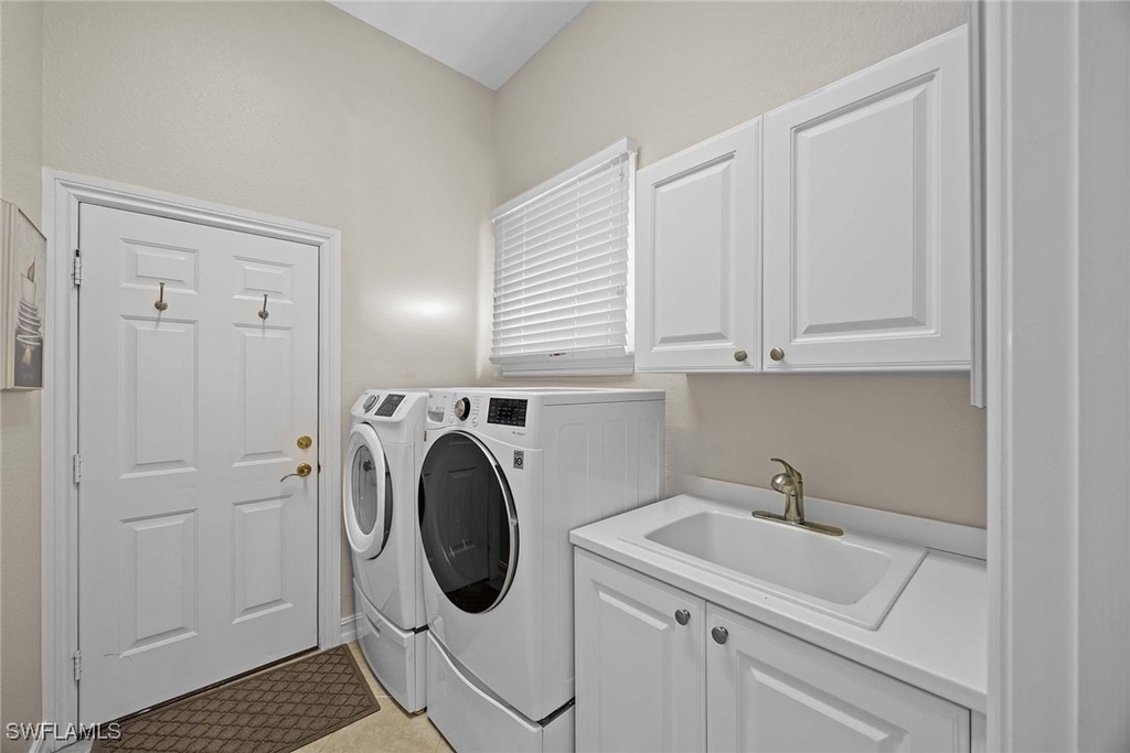 8446 Mallards Way - Photo 24