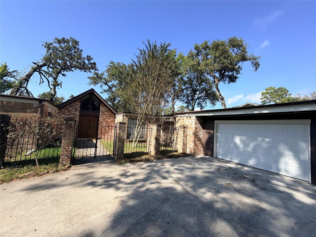 1607 Chestnut Ridge Road - Photo 25