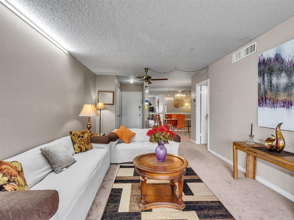 2601 Bellefontaine Street - Photo 5