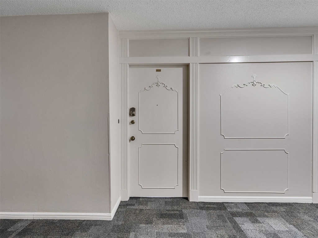 2601 Bellefontaine Street - Photo 2