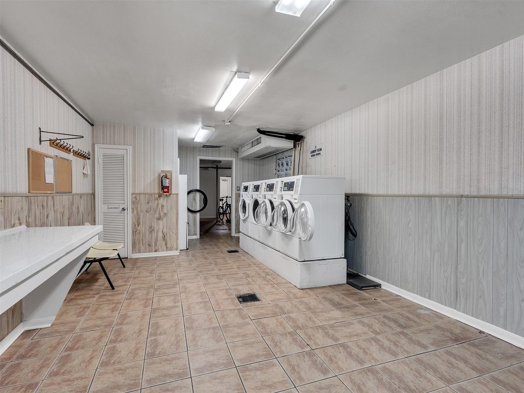 2601 Bellefontaine Street - Photo 17