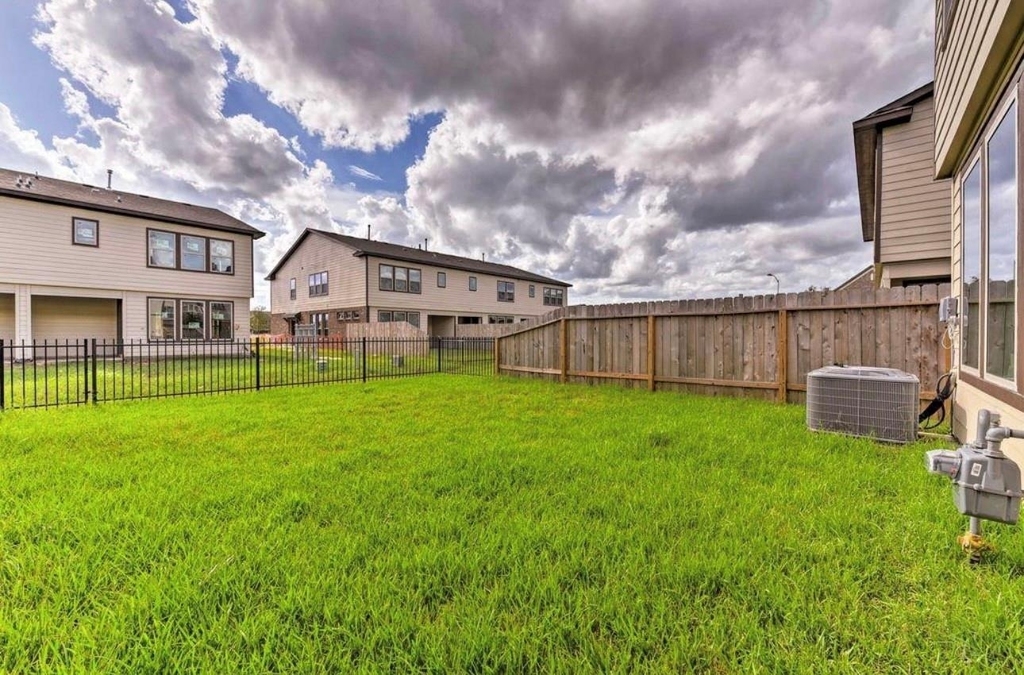 3322 Harvest Meadow Lane - Photo 38