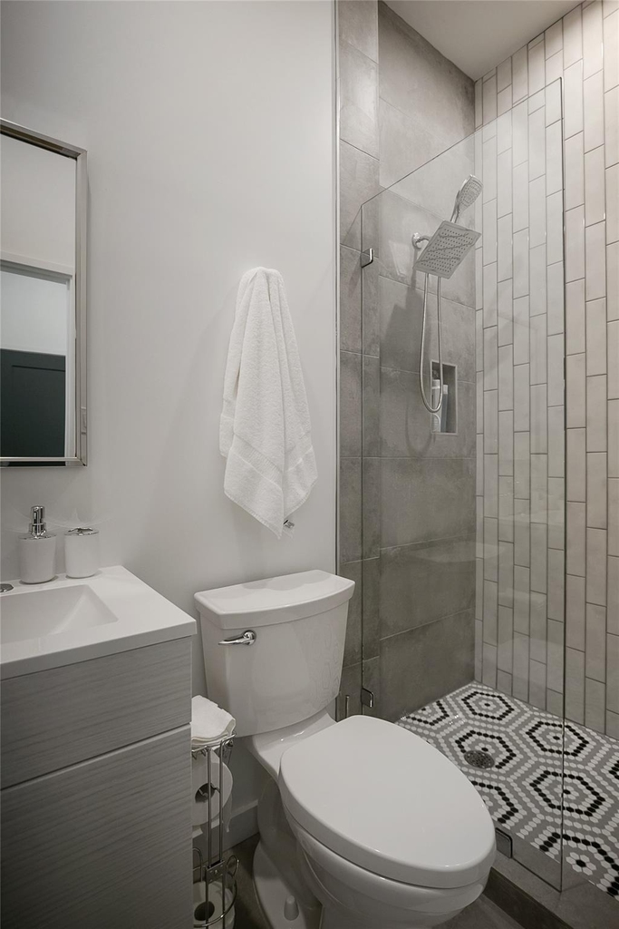 511 Memorial Heights Drive - Photo 33