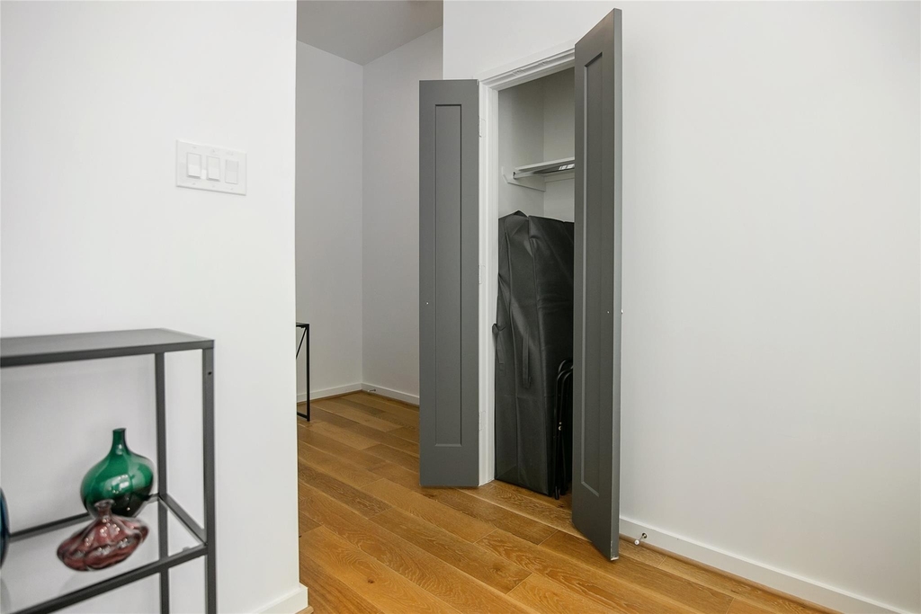 511 Memorial Heights Drive - Photo 32