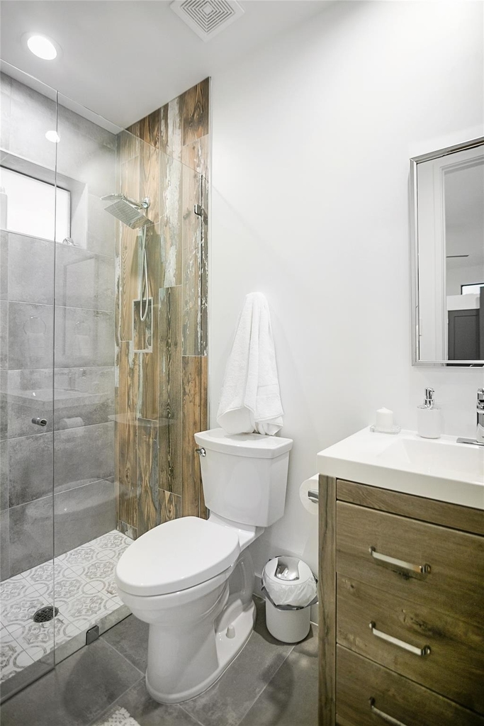 511 Memorial Heights Drive - Photo 7