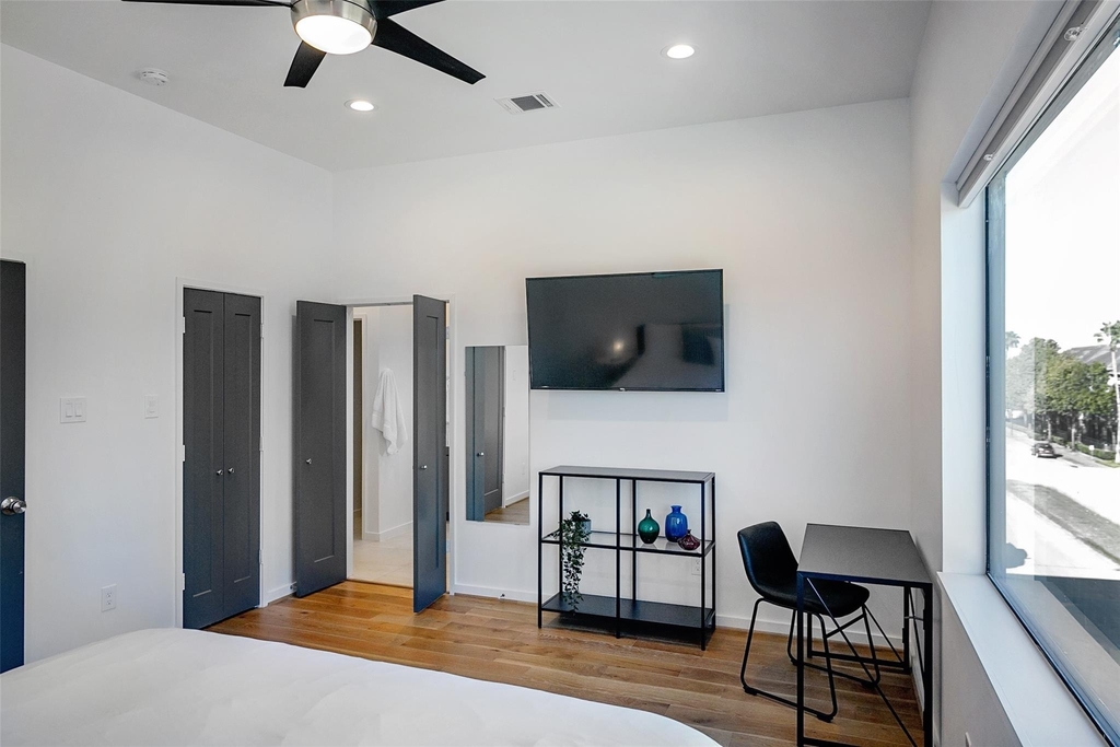 511 Memorial Heights Drive - Photo 35