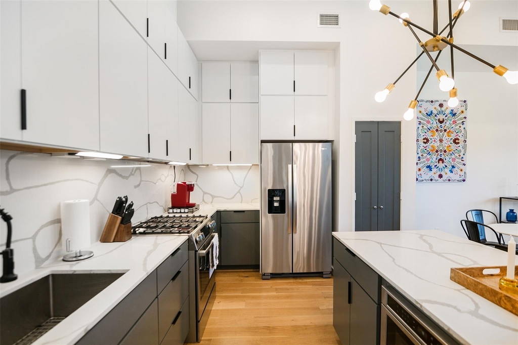 511 Memorial Heights Drive - Photo 12