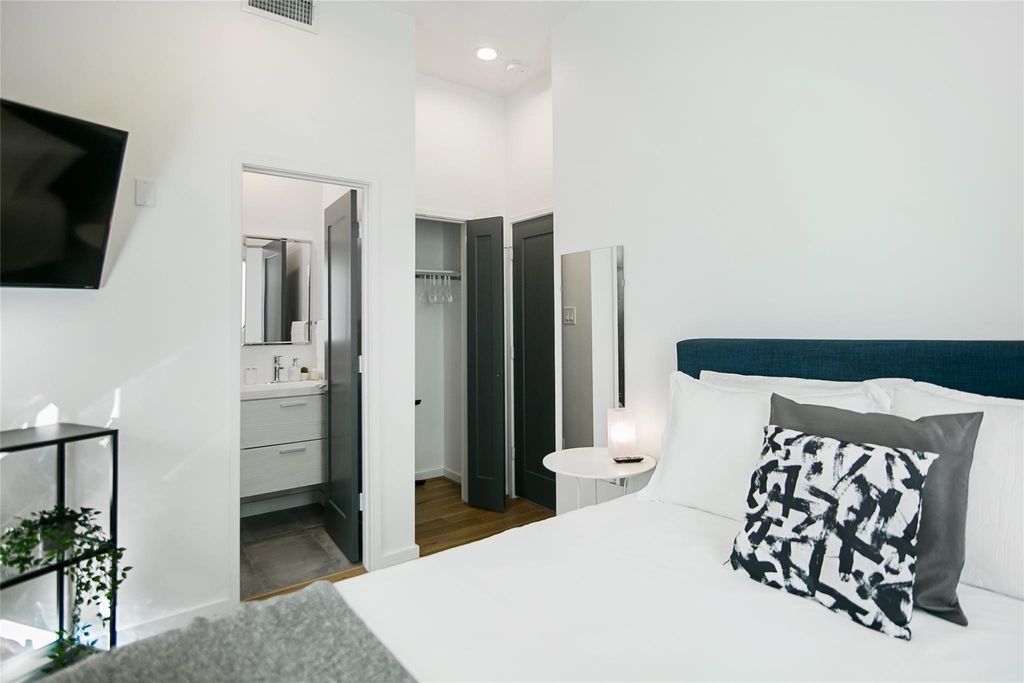 511 Memorial Heights Drive - Photo 27