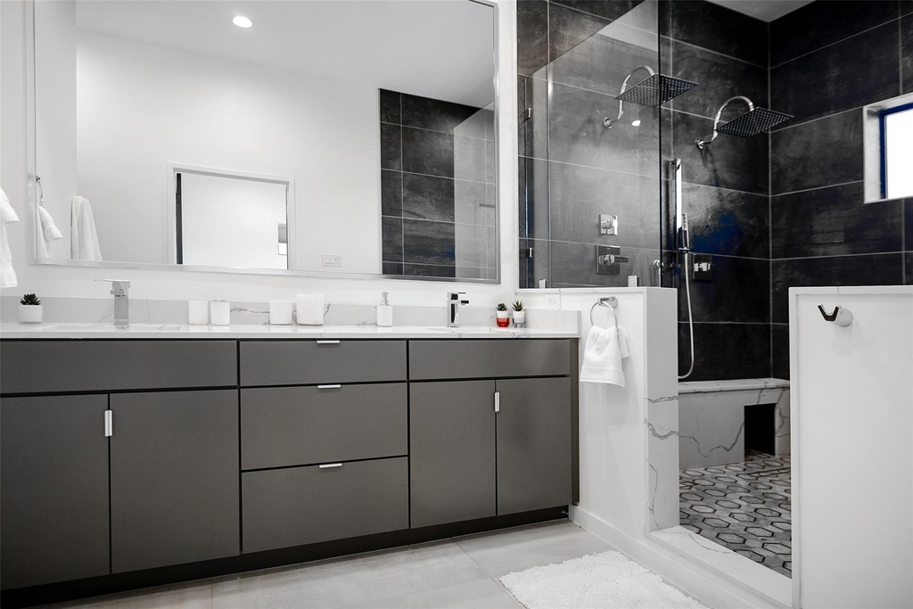 511 Memorial Heights Drive - Photo 37