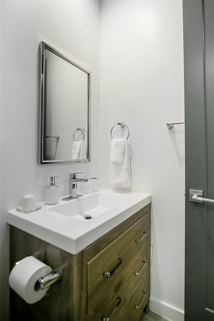 511 Memorial Heights Drive - Photo 8