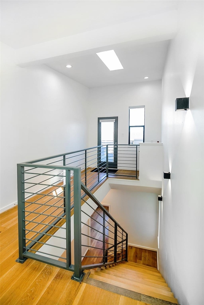 511 Memorial Heights Drive - Photo 41