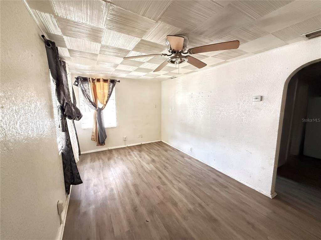 1117 Brack Street - Photo 4