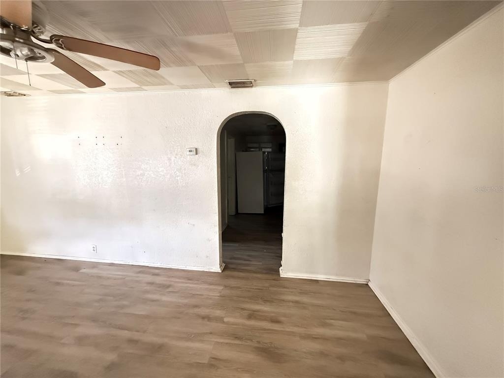 1117 Brack Street - Photo 3