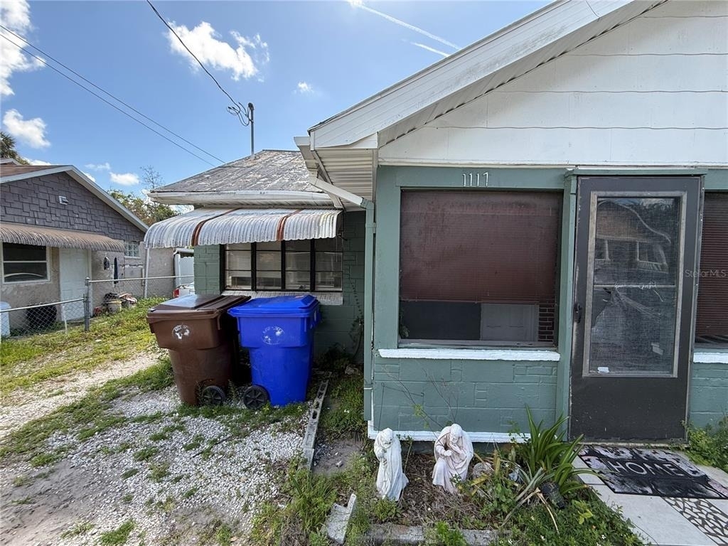 1117 Brack Street - Photo 1