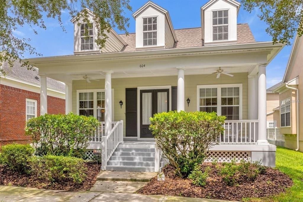 604 Nadina Place - Photo 1