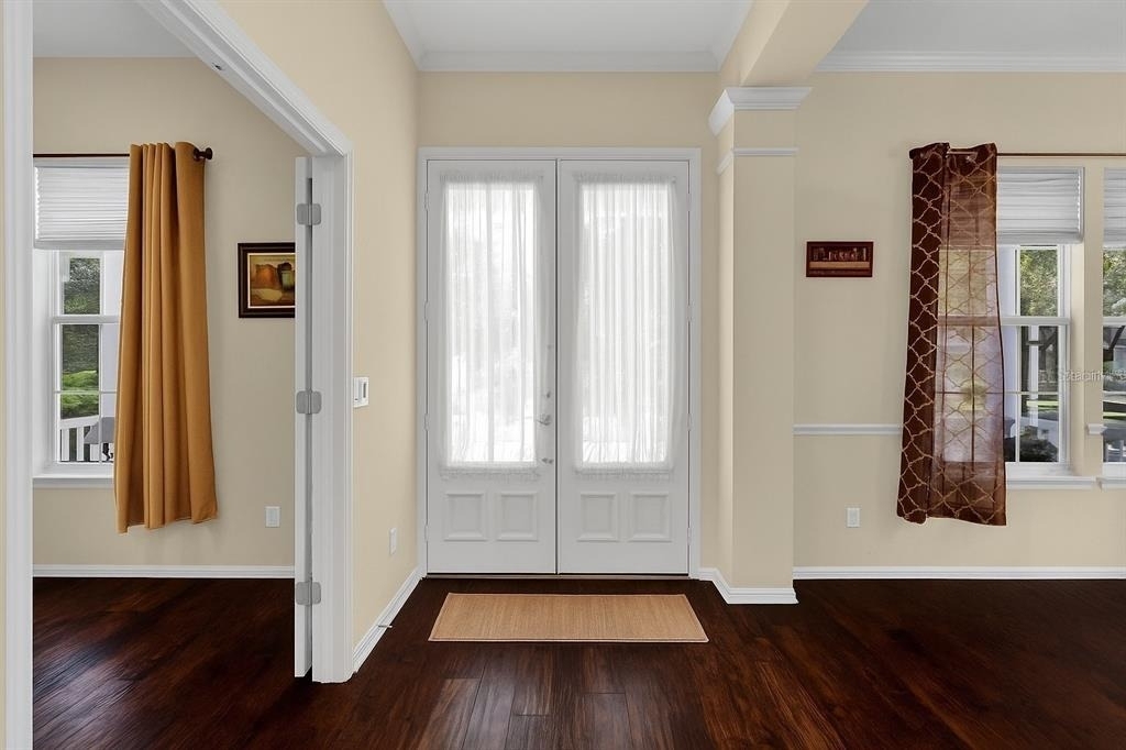 604 Nadina Place - Photo 5