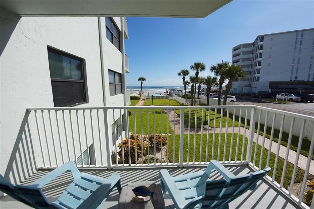 1571 S Atlantic Avenue - Photo 1