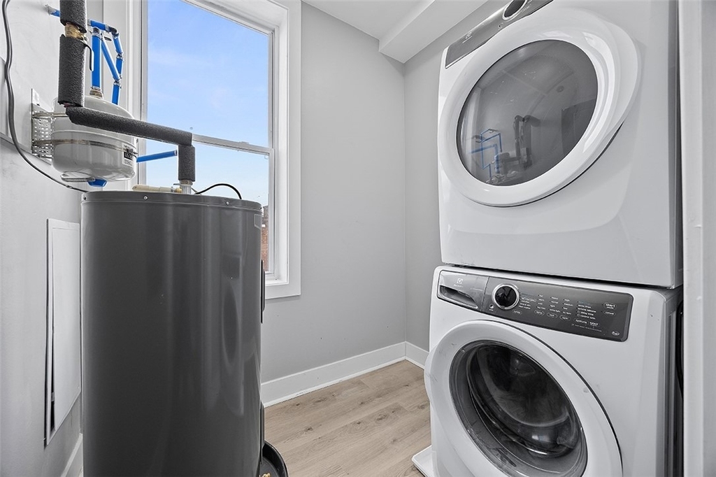 1109 E Carson St - Photo 6