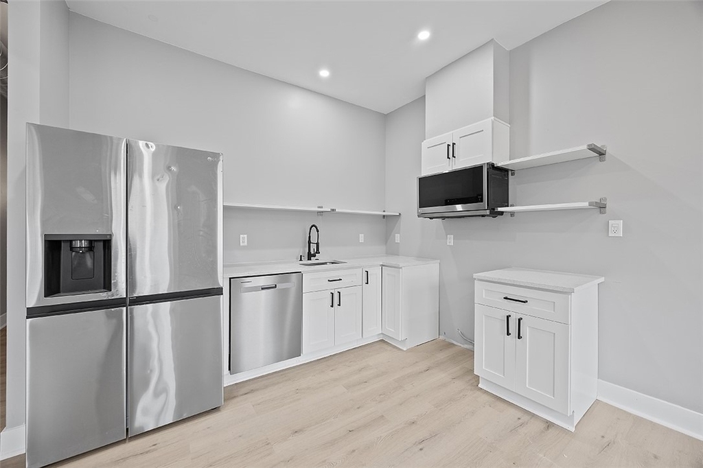 1109 E Carson St - Photo 7