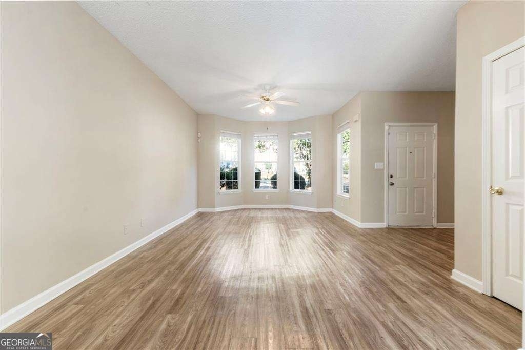 6750 Sunset Hills Boulevard - Photo 7