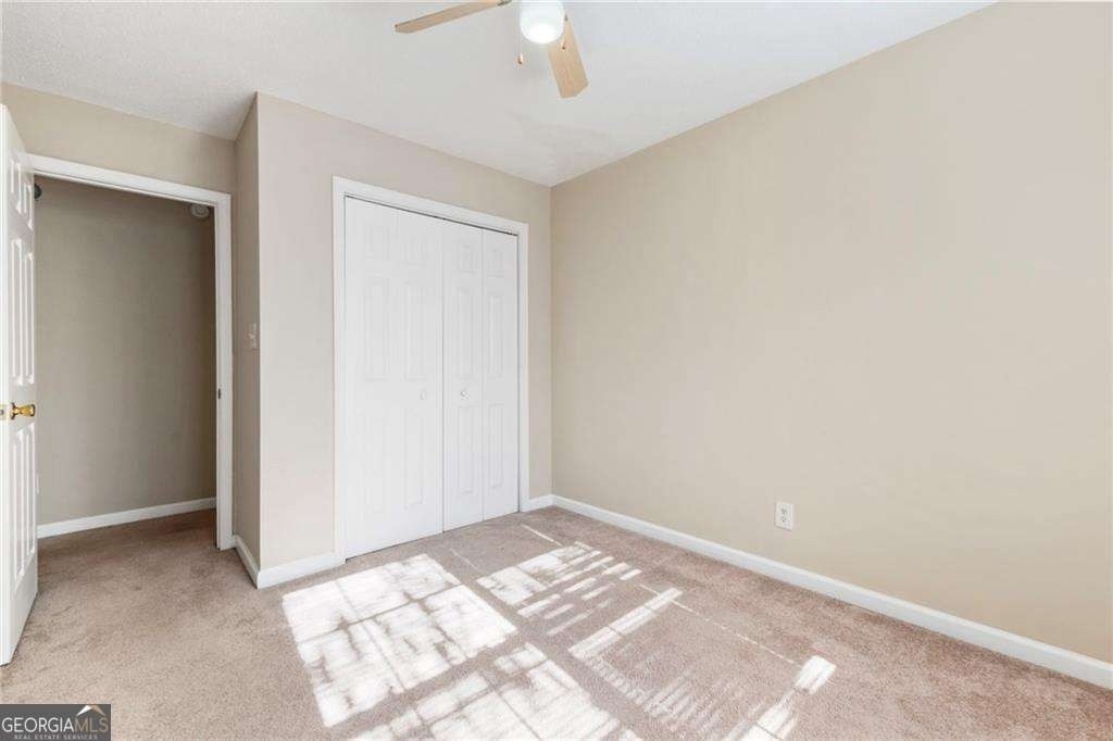 6750 Sunset Hills Boulevard - Photo 31