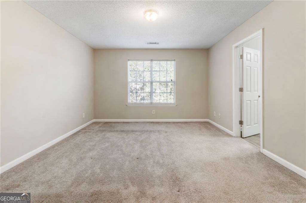6750 Sunset Hills Boulevard - Photo 20